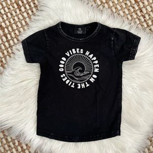 GOOD VIBES ⚡️ BOYS TEE